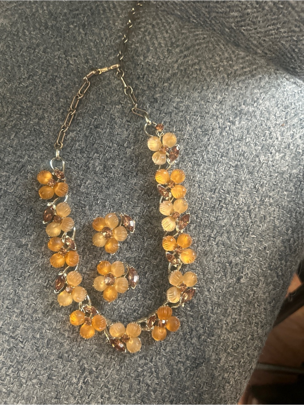 Yellow Floral Petal Necklace – Elegant Statement for Women